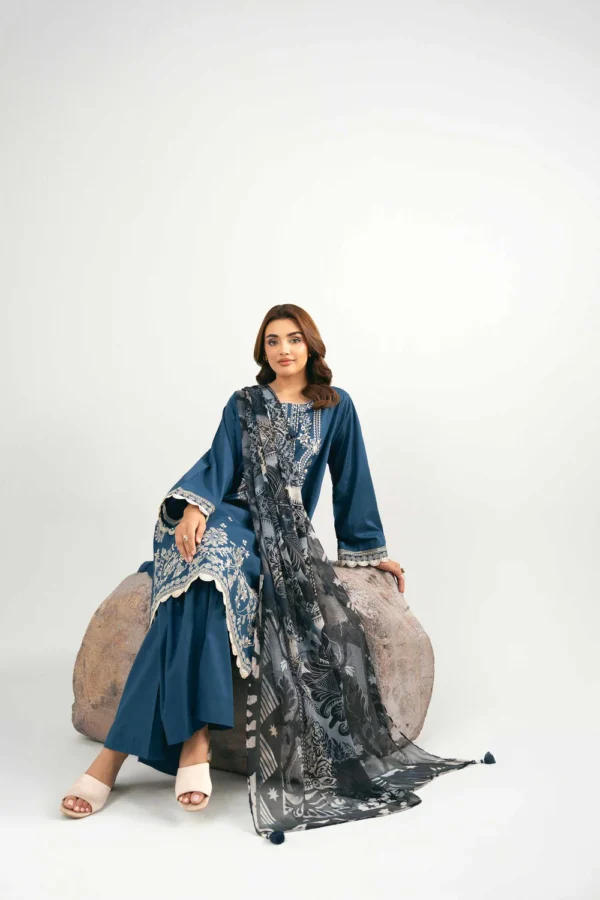 3 Piece - Dyed Printed Embroidered Suit - 42502028 - Image 4