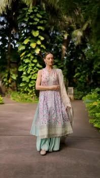 Zinnia - Unstitched Luxury Lawn’ 25
Pre-booking
For online order do inbox or WhatsApp 00971528875544
Cash on delivery availableA vivacious embodiment of artistic flair, Delilah is a passionate expression of colour and craft. Dainty thread work merges together in meticulous patterns on a stellar lawn canvas. Cut from digitally printed silk, its dupatta is the star of the show featuring ravishing botanical prints that add a layer of striking detail to the outfit, making it the perfect choice for a summer soireé.#FaizaSaqlain #TaraSutaria #FSLawn25 #Zinnia #Unstitched