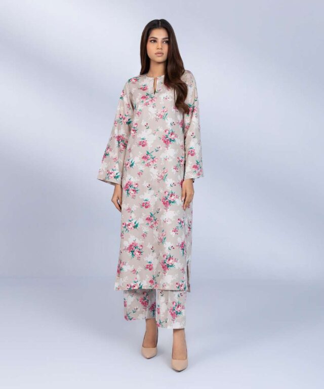 Sapphire 2PC Stitched 
For online order do inbox 📥 or https://wa.me/971528875544/
Cash on delivery available all over UAE 🇦🇪 
For daily updates join our WhatsApp group 
https://chat.whatsapp.com/CHJlm5GmJMT9tyWgevtiTc
For reseller or wholesale price https://wa.me/971528875544/